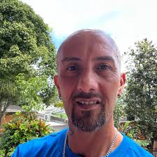 Pido $200 Se brega con el precio 26 yyor W