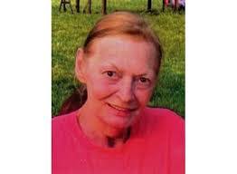 Violet Lynn's Instagram, Twitter & Facebook