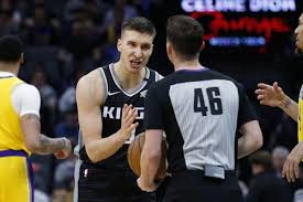 Košarkaški reprezentativac srbije nemanja bjelica se oprostio od dosadašnjeg tima, sakramento kingsa iz kog je prešao u majami. Bogdanovic I Bjelica Losi Lejkersi Dominirali U Sakramentu Video Glas Srpske