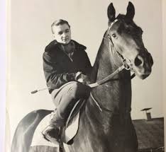 Jun 15, 2021 · autostart, distanz: Bruno Nilsson Fodd In I Sporten Svensk Galopp