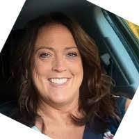 Miriam Blevins's Instagram, Twitter & Facebook