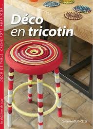 Je vous montre pas à pas comment habiller vos murs avec des mots ou prénoms en tricotin. Livre Deco En Tricotin A A Patrons