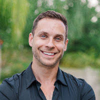 Eric Cavanagh's Instagram, Twitter & Facebook