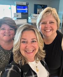 Happy weekend everyone! I hope you enjoy your weekend. 😉