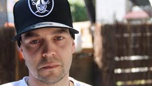 Grieving father finds 'ray of sunshine in all the darkness' with country's  support