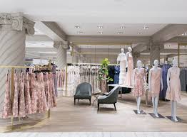 Lord Taylor Hopes To Lure Customers To Its Store With The Largest Dress Floor In America Shop Interior Interior Interior And Exterior