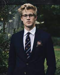 See The Latest Hairstyles On My Tumblr At Http The Latest Hairstyles Tumblr Com Preppy Men Preppy Boys Mens Medium Length Hairstyles