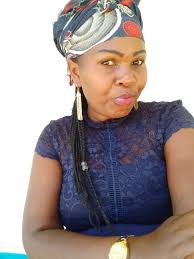 Introducing … the fully straight and normal well acting Pen family! 😃  Frrrrrrrrom, leeeeeeereft to right: Mrs. Hair Pen, the rightly good and  dutiful mother! Mrs. Pen's wonderful supportive investing provider,  Rrrrrrrronald