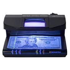 It gives off uv rays that make it easier to spot counterfeit currency and features a royal sovereign. Royal Sovereign Uv Mg Fl And Microprint 4 Way Counterfeit Detector In Black Rcd 3000 The Home Depot