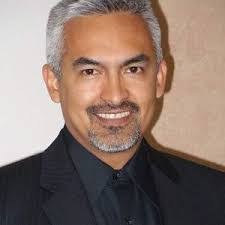 Marcos Veloz's Instagram, Twitter & Facebook