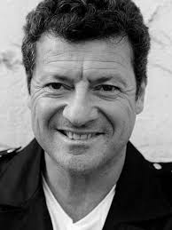 Francis ginibre a actuellement 61 ans. Repas De Famille Sevenart