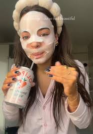 amelia wray (@ameliawrayy)