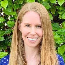 Krista Douglas's Instagram, Twitter & Facebook