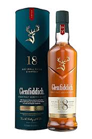 Made with the same highland spring water that's been used since 1887, glenfiddich 12 year old single malt scotch whisky is aged for twelve years in a combination of used american oak and european sherry oak casks. Glenfiddich Die 7 Besten Whiskys Im Test Malt Whisky