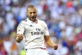 Kylian mbappe is one of the footballing stars of the future and he took some time out of his busy schedule to here's what mbappe said about cristiano ronaldo, neymar, zidane and benzema. Real Madrid So Gut Wie Neymar Karim Benzema Lobt Kylian Mbappe