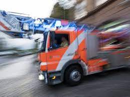 Riesenauswahl an immobilien vom makler und von privat: Spandau Unfall Zwischen E Scooter Und Bvg Bus Funf Verletzte Berliner Morgenpost