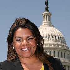 Leticia Phillips's Instagram, Twitter & Facebook