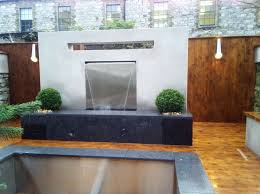 Wasserfall Im Garten Selber Bauen 99 Ideen Wie Sie Die Harmonie Der Natur Geniessen Wasserfall Garten Garten Wasserfall