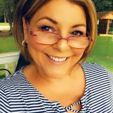 Candi Sikes's Instagram, Twitter & Facebook