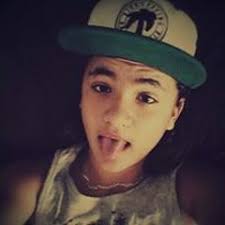 Stream Arthur Almeida Vieira music