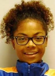 Reconeixement Joves Promeses de l'Esport Gironí. Quatre atletes del Club  Atletisme Figueres guardonades amb el Reconeixement a Joves Promeses de  l'Esport Gironí. Llum Gardella, Lluïsa Mitjà, Delfina Garcia, Patricia  Ayuste. La secretaria