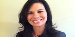 Girl, Stop Apologizing': Women professionals share workplace challenges in  law firm's book club