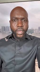 I'd like a damn medal for what it takes to go from looking like Cousin It  to Me! Okay?! This hair is a workout!! Okay?! 💪🏾 AND! I did it myself  today!