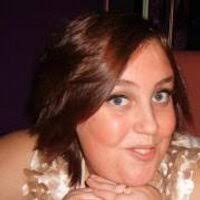 Zoe Willett's Instagram, Twitter & Facebook