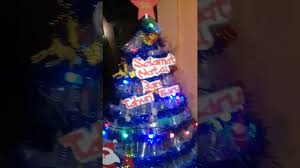 Yang kita butuhkan adalah sebuah benang untuk kemudian kita masukkan satu persatu kancing tersebut. Pohon Natal Dari Gelas Aqua Youtube