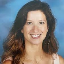 Mandy West's Instagram, Twitter & Facebook