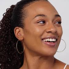 Dawn Galvan's Instagram, Twitter & Facebook