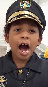 Daniel Apestegui's Instagram, Twitter & Facebook