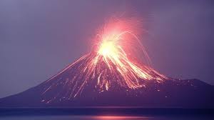 Berikut enam letusan gunung berapi di indonesia dilansir national geographic, para sejarawan menganggap letusan gunung tambora merupakan yang terdahyat. Ketahui Bahaya Jika Gunung Api Meletus Apa Yang Harus Dilakukan Tirto Id