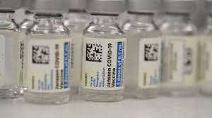 Johnson & johnson said it was ready to begin distributing the vaccine within the european union in the second quarter of 2021. Johnson Johnson Single Dose Covid 19 Vaccine Authorised By Eu Regulator Euronews