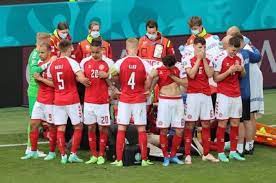 Christian eriksen is awake in hospital after collapsing in a european championship match against finland, the danish football association has said. Odqdvalczstxym
