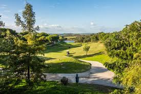 Designed by uk architect terry murray, the original course at castro marim golf & country club (comprising the atlantic and guadiana nines) first opened for play in 2001. Algarve Castro Marim Golfe Country Club