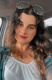 Lea Mays's Instagram, Twitter & Facebook