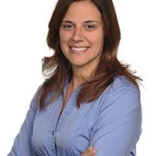 Kim Tefft's Instagram, Twitter & Facebook