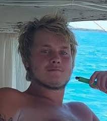 Families suspend search for missing Brunswick fishermen