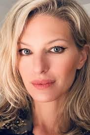 Cheryl Biggs's Instagram, Twitter & Facebook