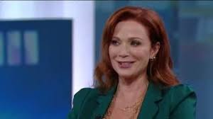 Lauren holly filed for divorce citing irreconcilable differences. Lauren Holly On Fame And Being With Jim Carrey Youtube