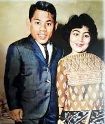 Jadi, itulah antara senarai artis lama dan baru di malaysia yang sebenarnya sepupu yang mungkin ada di antara pembaca yang masih tidak tahu. 8 Bintang Filem Klasik Di Zaman Kegemilangan Filem Melayu Yang Dikenang Soscili