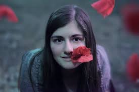 Hello everyone, I have a very small space in Paris that I would like to  rent during the Olympics. The problem is that the space doesn't allow me to  center the bed