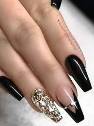 Black Acrylic Nails Coffin With Glitter Gorgeous Gloss Black Coffin Nails Set With Accent Gold Glitter Nail Black And Gold Nails Coffin Glitter In 2020 Gold Glitter Nails Winter Nails Winter Nail Designs