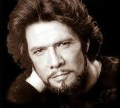 Rosa Belcher's Instagram, Twitter & Facebook