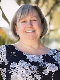 Allison Lusk's Instagram, Twitter & Facebook