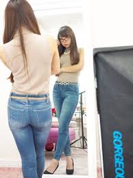 畠田 絵里 さん ９ヶ月ぶりのメガネショット ファッション デニム ファッション レデイース ファッション