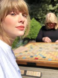 Remember when she posted this? We formulated A LOT of theories👀