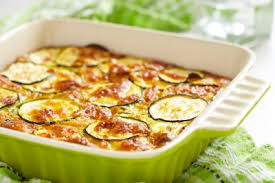 Recette Gratin De Courgettes A La Bolognaise Supertoinette Recette Recette Gratin Courgette Recette Gratin Gratin De Courgettes