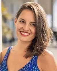 Faith Weller's Instagram, Twitter & Facebook